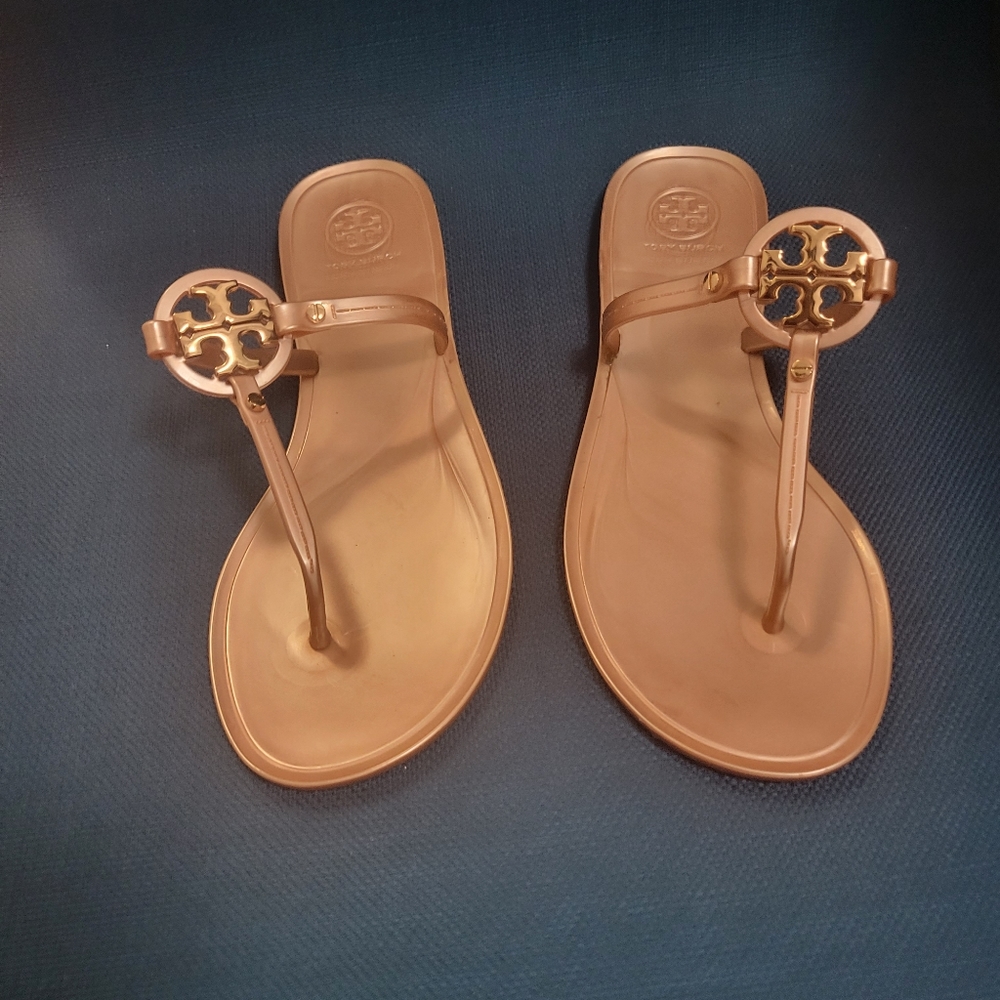 Tory Burch Miller Thong Jelly in Rose Gold Size 8